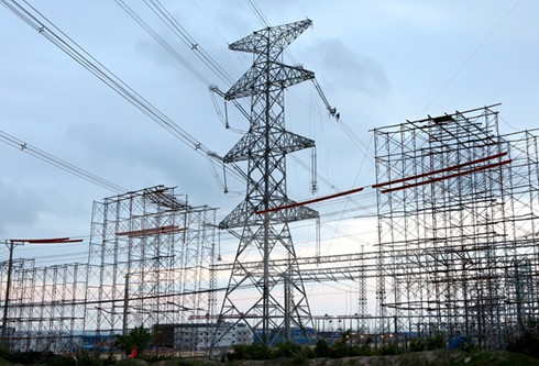 evn asked to keep key role in national electricity supply hinh 0