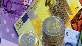 Dollar surges, backed by positive US data
