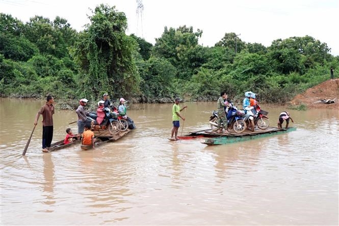 a close look at dam collapse incident in laos