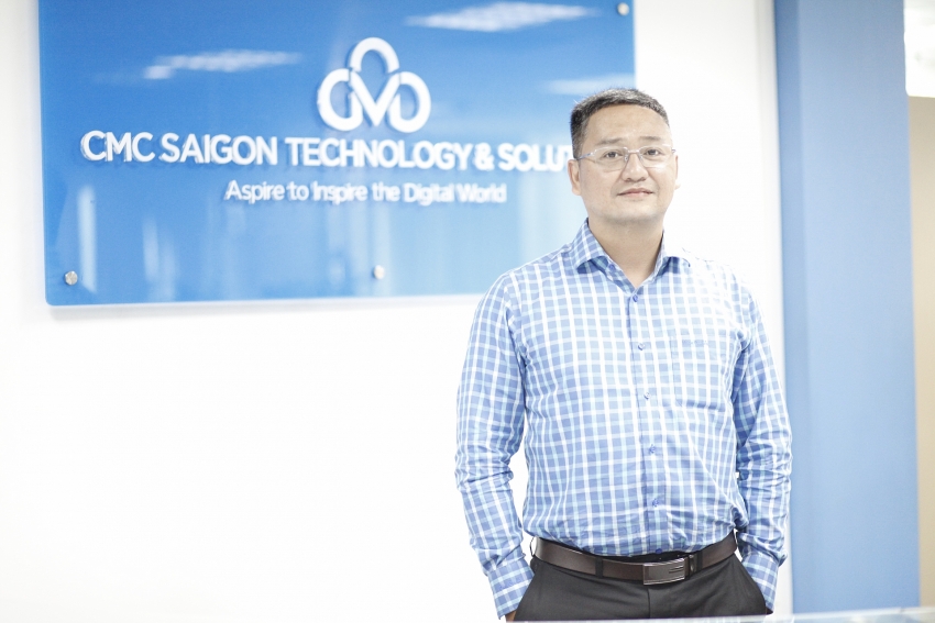 fe credit and cmc tssg host vietnams largest contact centre project