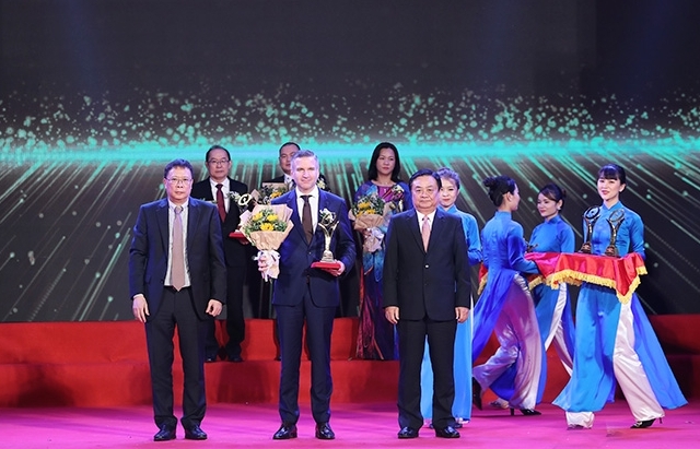 Nestlé Vietnam takes award for bettering lives across Vietnam - Vimarsana News