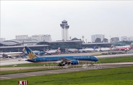 More than 1,600 flights delayed, cancelled in May - Vimarsana News