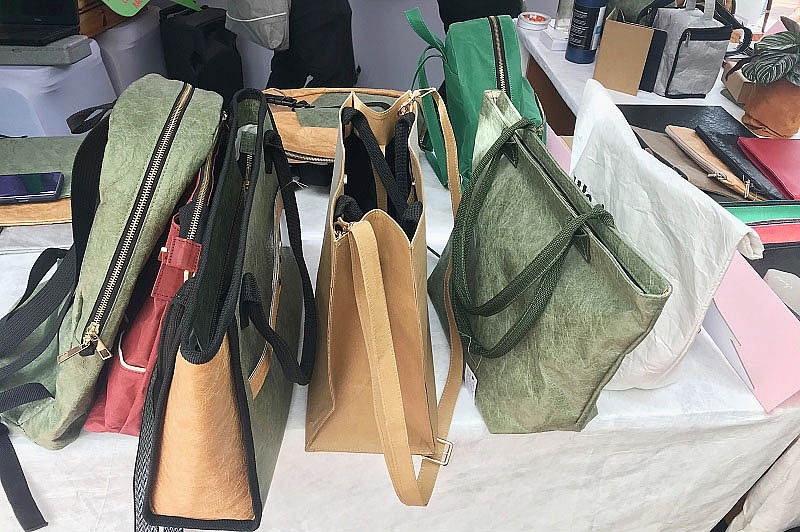 healthcare sector going plastic free