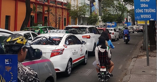 ministry of transport proposes to manage ride hailing apps as taxis