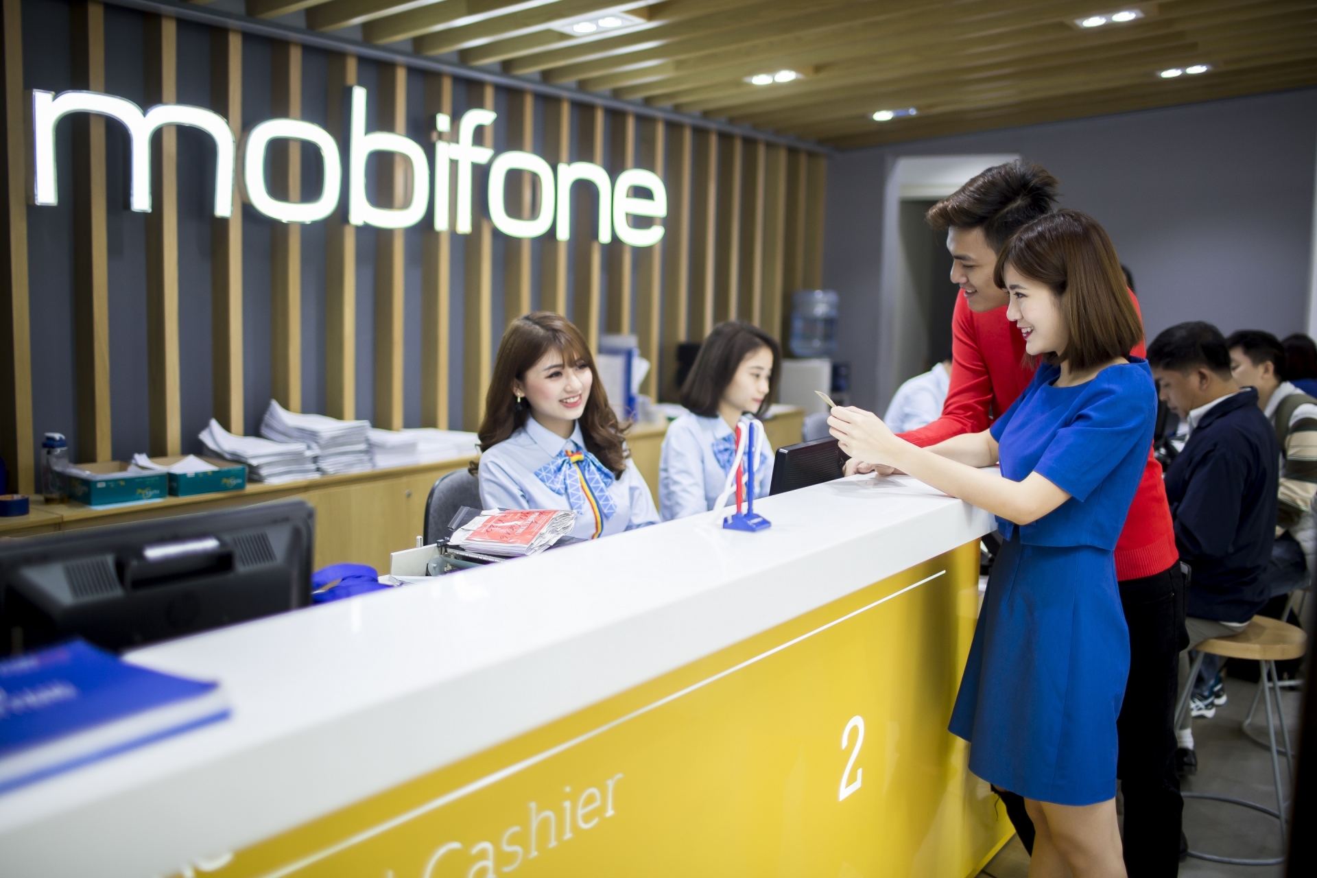 Four new payment intermediaries licensed in Vietnam since 2021 - Vimarsana News