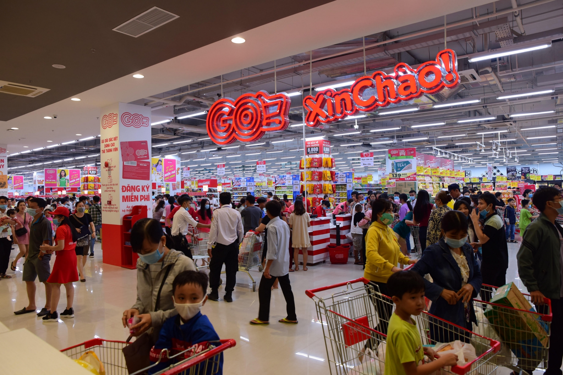 $1.1 billion going to pour into Vietnam"s retail market - Vimarsana News