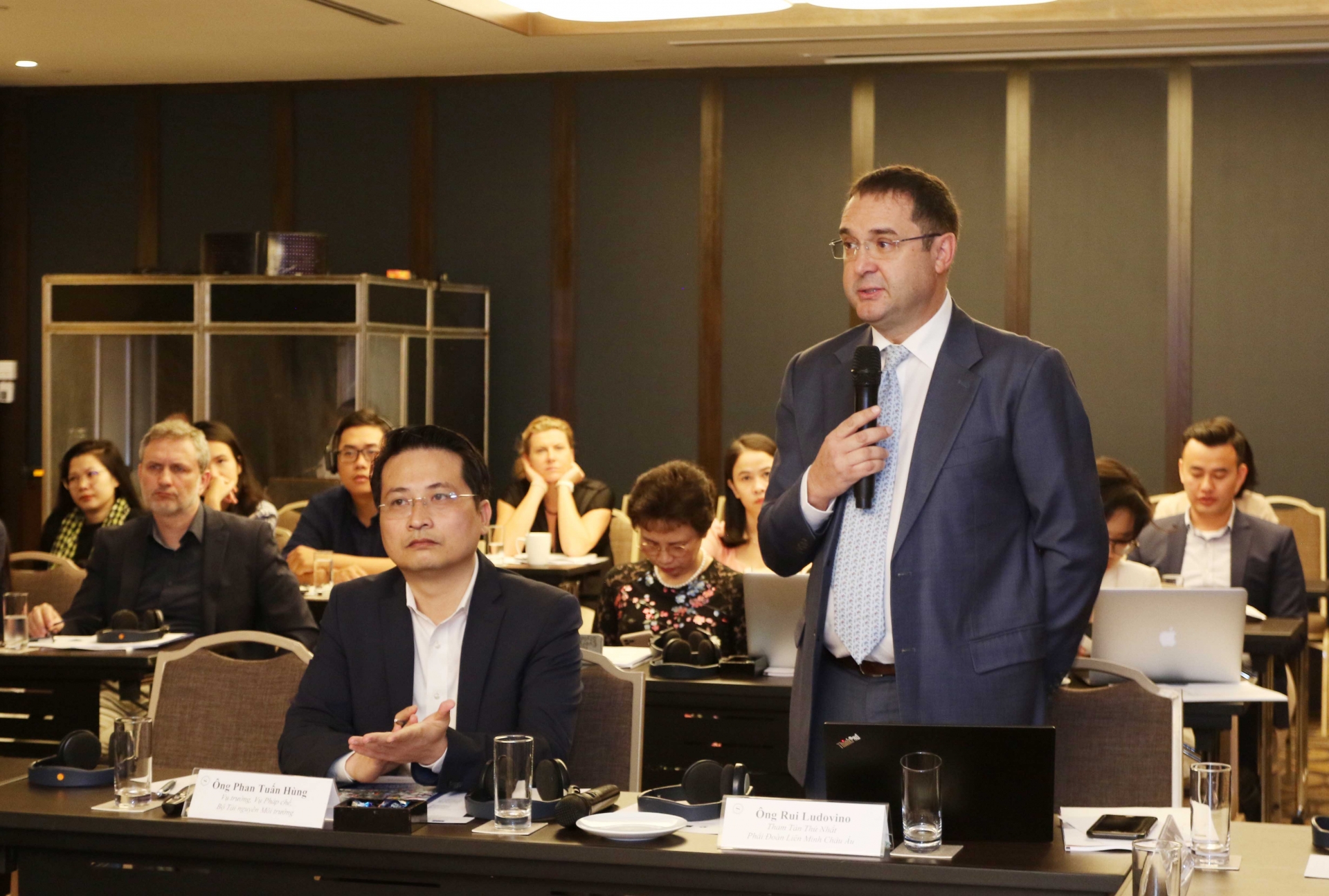 EU supports Vietnam in adopting better management of packaging waste - Vimarsana News